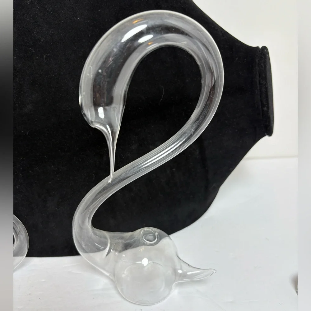 Vintage Pair of Delicate Clear Glass Swan Bud or Propagation Vases